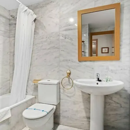El Mirador By Cardi Suites *